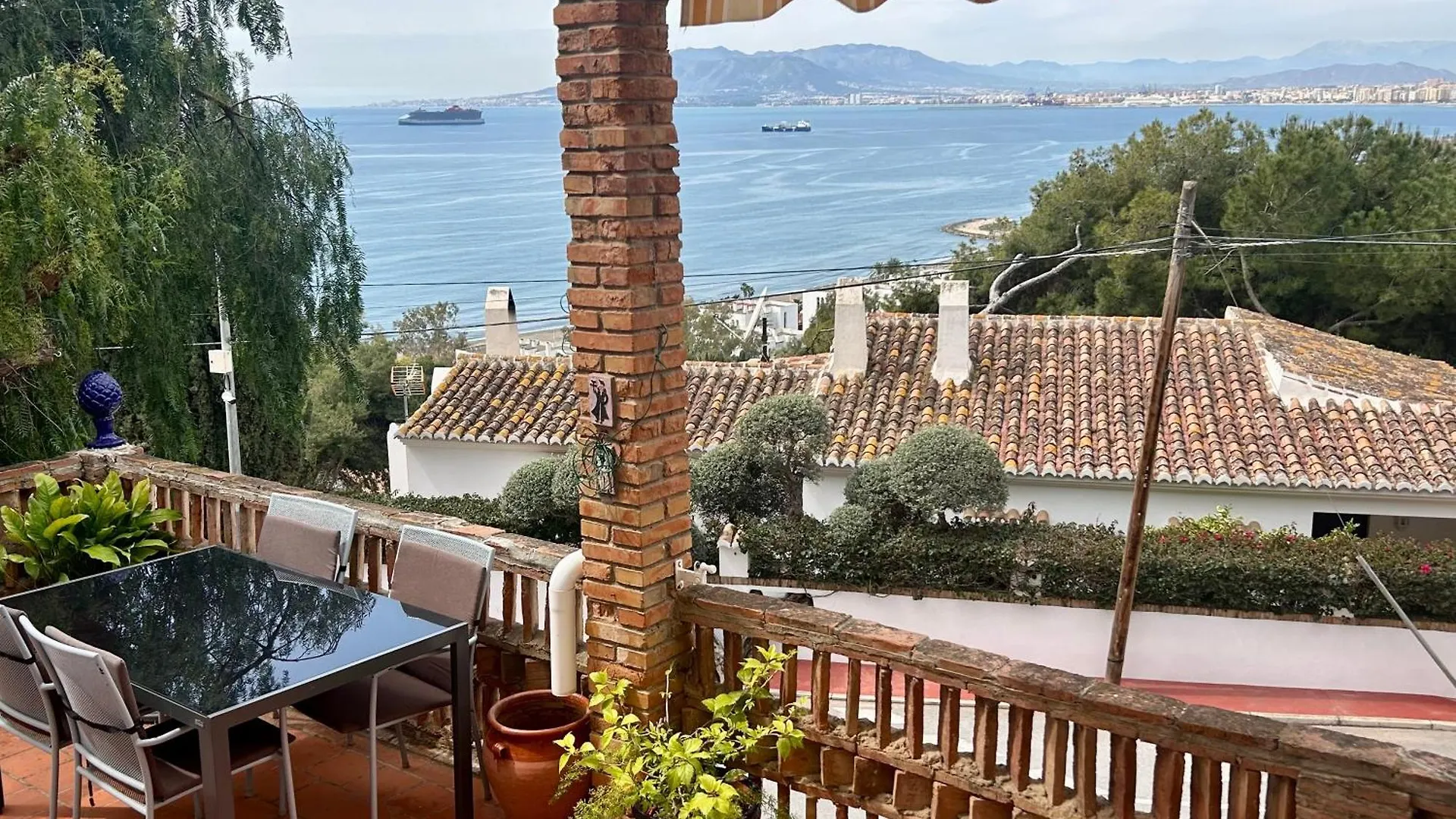 Marvellous Malaga Mediterranean And Mountain Views Apartamento